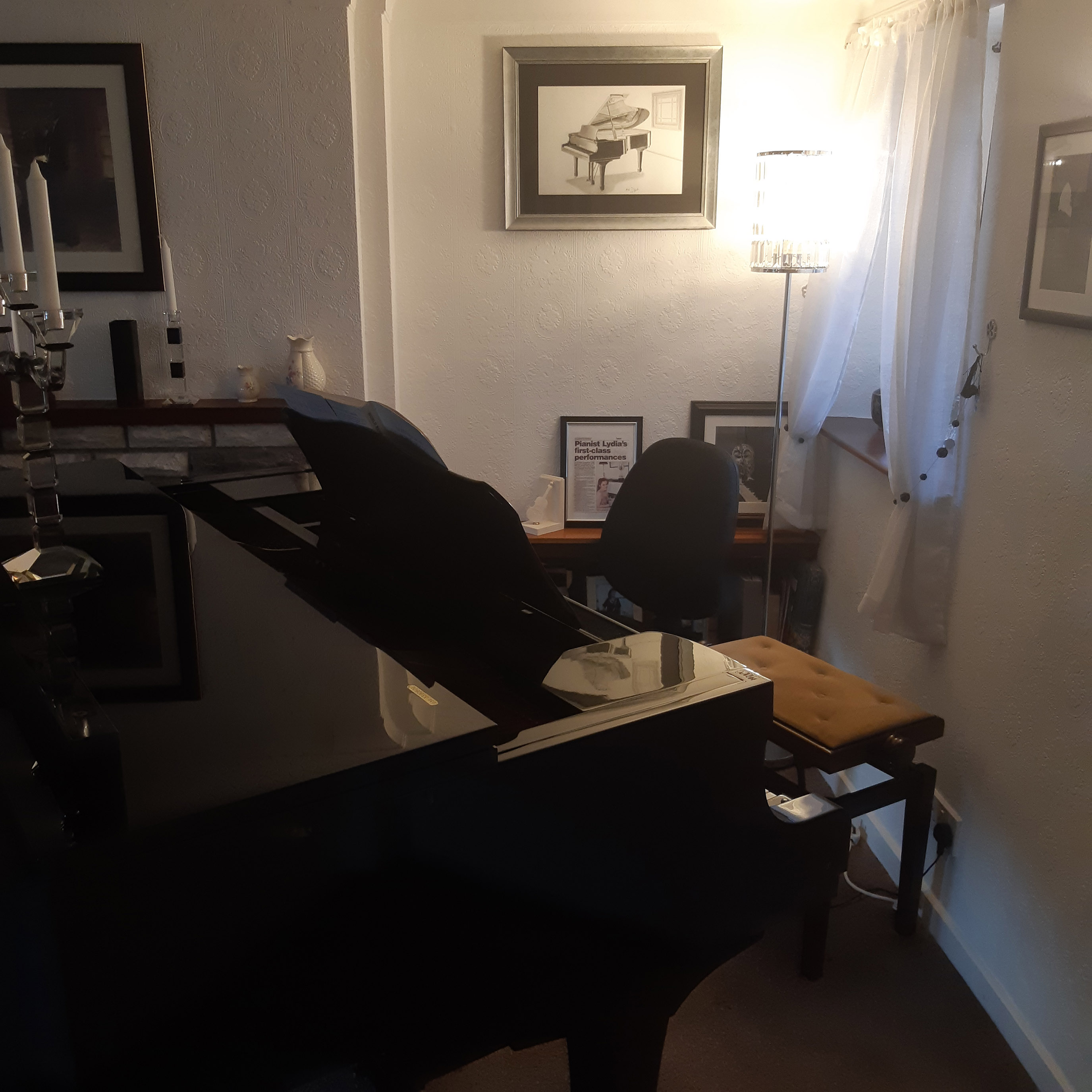 image of the Yamaha grand piano at the Just Piano tuition studio